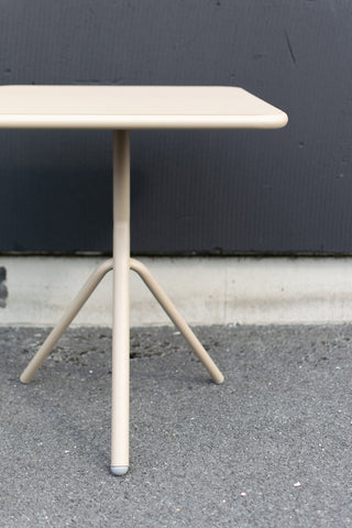 Sling Table
